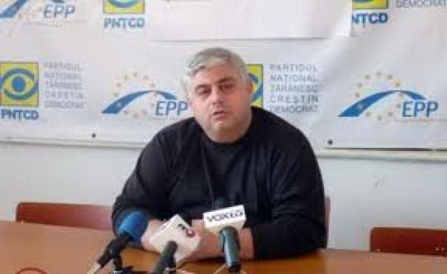 Marian Popa, președintele ”alba-neagra” al PNȚ-CD – contestă amenda pentru ouăle aruncate în Boc