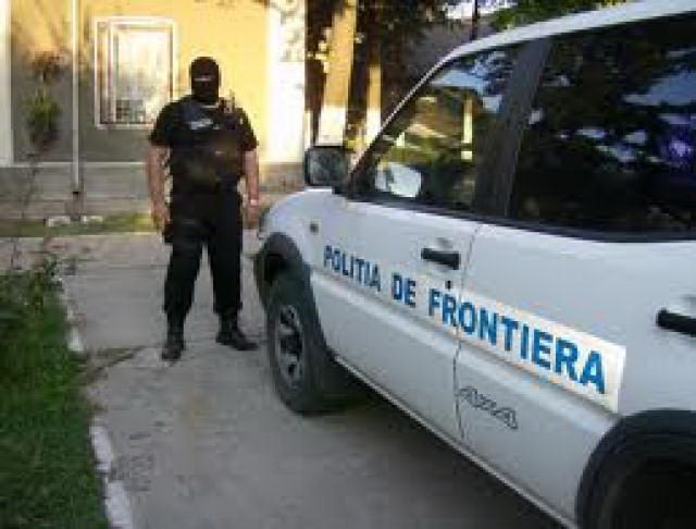 Poliţist de frontieră - judecat pentru trafic de influenţă