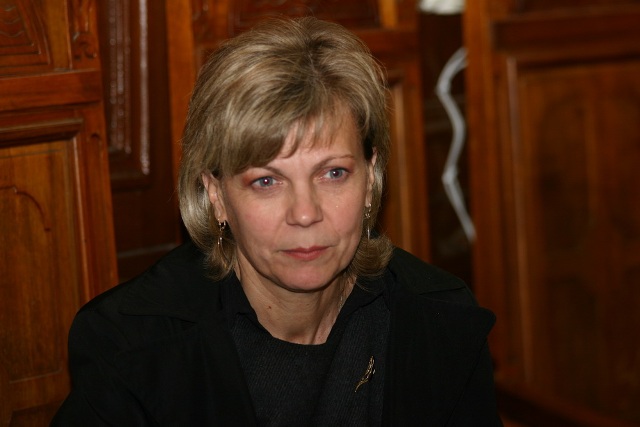 Pesedista Manon Cristoloveanu are profilul moral privind ”suspiciunile de trafic cu persoane şi prostituţie” ale ministrului Muncii