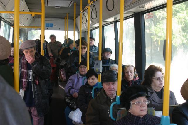 Consilierii locali au declanşat campania electorală