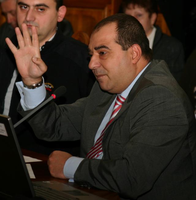 Victor Dobre îl împăiază pe Mircea Răzvan Cristea la conducerea AFDJ