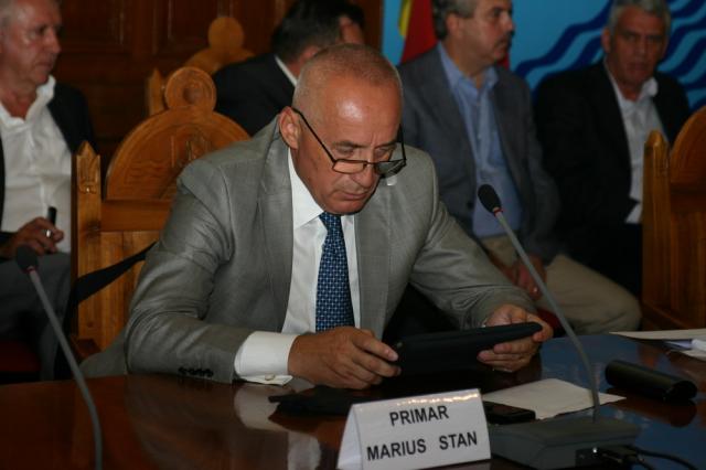 Liberalul Marius Stan impune un contract ”sovietic” consumatorilor de energie termică din sistemul centralizat
