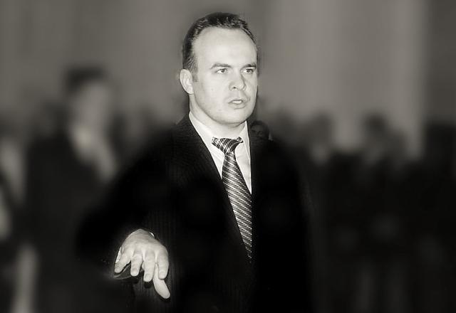 Dirijorul Dan Eugen Drăgoi - în cărți pentru șefia Direcției de Cultură
