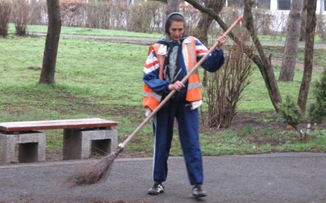 Asistații social din municipiul Galați sunt prea „bolnavi” pentru a munci