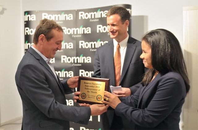 Ambasada SUA a selectat Romina Furniture drept „Antreprenorul lunii septembrie”.