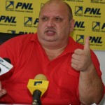 Lovitură sub centură pentru Marius Stan: senatorul Paul Ichim candidează pentru şefia PNL Galați