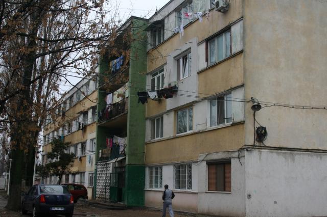 Primăria preia căminele Liceului Metalurgic cu tot cu datoriile la întreţinere