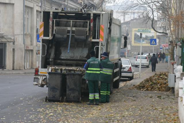 Fondurile europene  pentru managementul  deşeurilor - băgate în buzunarele "care trebuie"	           