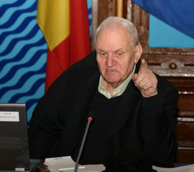 Dumitru Nicolae este executat silit cu 200.000 de euro din banii publici