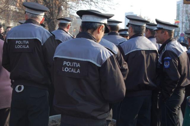 Primăria face plăţi ilegale către Poliţia Locală