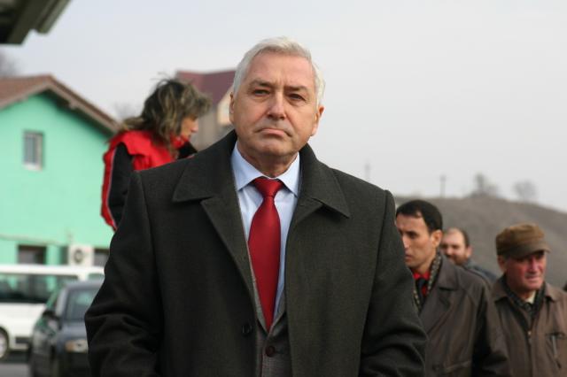 Angajaţii societăţilor din subordinea CL primesc prime de Paşte