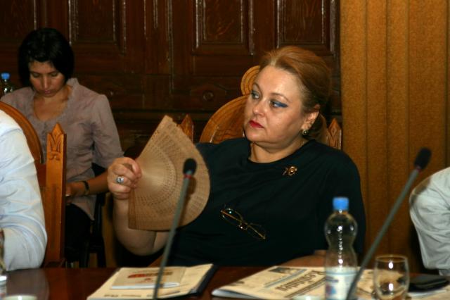 PDL revendică în instanţă locul lui Chebac ocupat de progresista Gabriela Munteanu în CJ